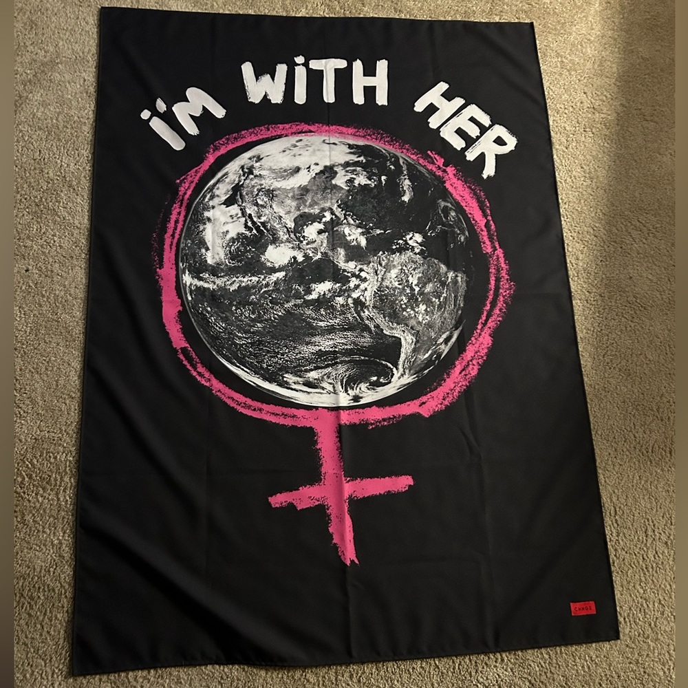 Chnge wall tapestry. - Picture 1 of 1